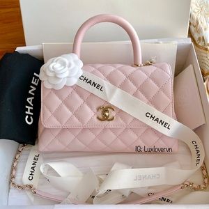 💗SOLD💗 Chanel 22A Coco Handle Small Light Pink Caviar Lghw
